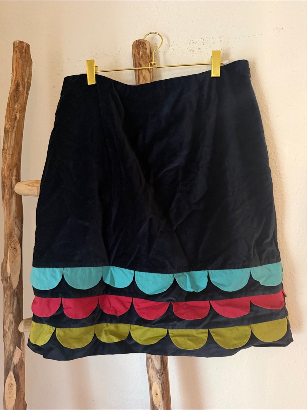 Hoden Navy Cotton Velvet A-Line Skirt with Colorful Scallop Aqua Pink Green Trim